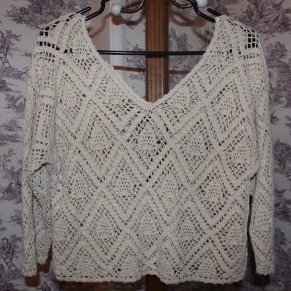 crochet off the shoulder crop blouse size- S-L - Picture 1 of 1